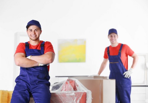 Local same day removals team handling urgent move in Richmond upon Thames