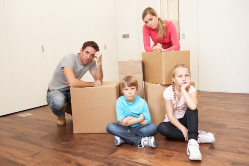 Small business transport and moving help in Richmond upon Thames